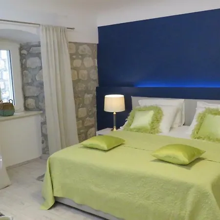 Vendégház Giron 4*