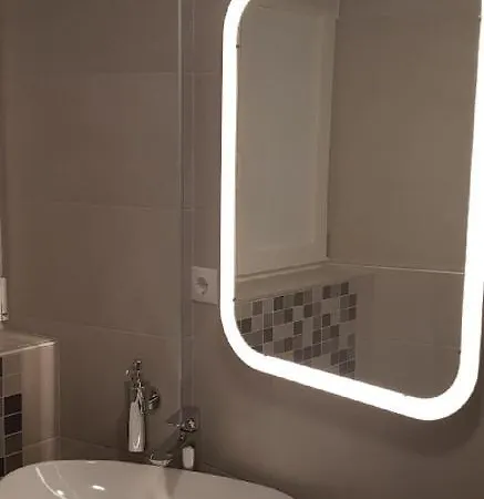 Giron Гостевой дом 4*